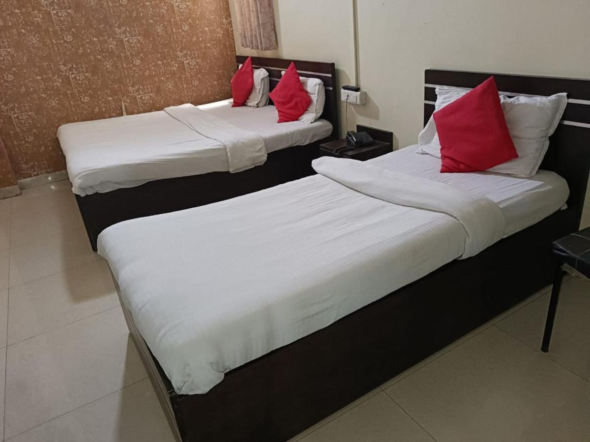 Hotel Mahati Indore Exterior photo